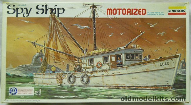 Lindberg 1/60 Spy Ship Lulu Fishing Vessel Motorized, 7413 plastic model kit